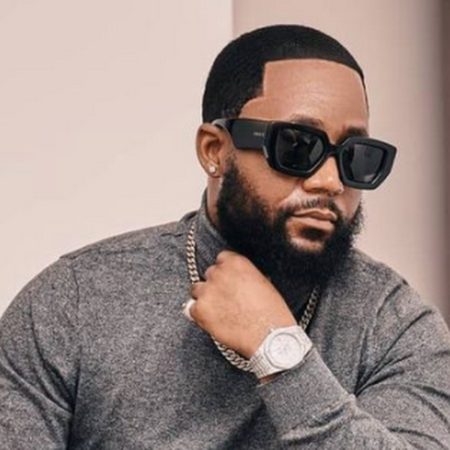 Cassper Nyovest Pays Tribute to AKA and Tibz’ Families